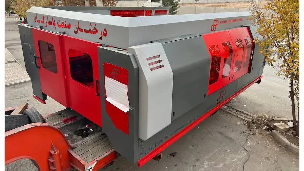 درخشان صنعت پاسارگاد