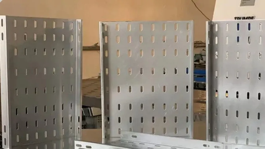 سینی کابل نوسان