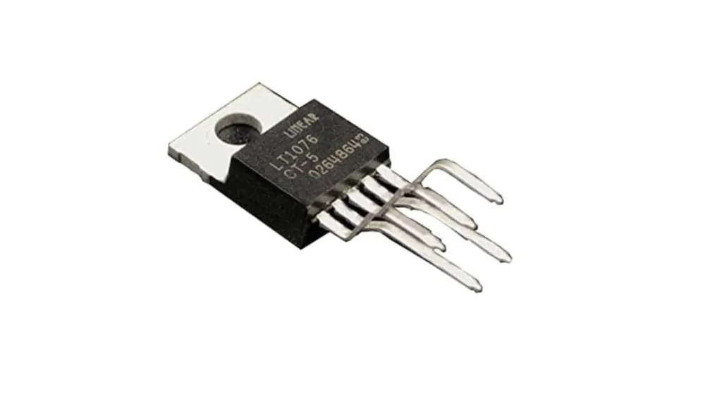تنظیم‌کننده‌ ولتاژ سوئیچینگ IC: راهکار کارآمد مدیریت انرژی