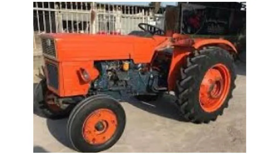 تراکتور رومانی UTB 445