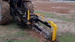 ترنچر باغی مدل DTR100