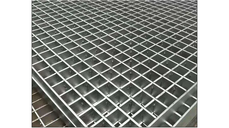 پوشش های جلوگیری از لغزندگی 