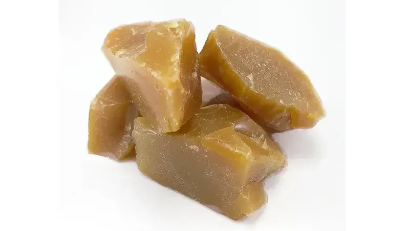نقش و اهمیت موم و ترکیبات موم در صنایع مدرن