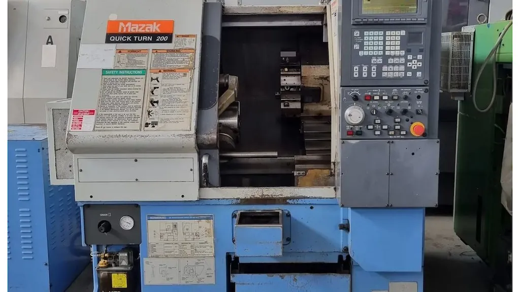 دستگاه تراش CNC با طول تراشکاری ۳۵۰ میلی‌متر و قطر تراشکاری ۲۲۰ میلی‌متر