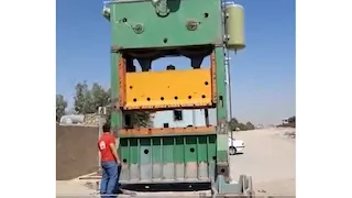 خدمات نگهداری و تعمیرات انواع پرس های هیدرولیک و پنوماتیک