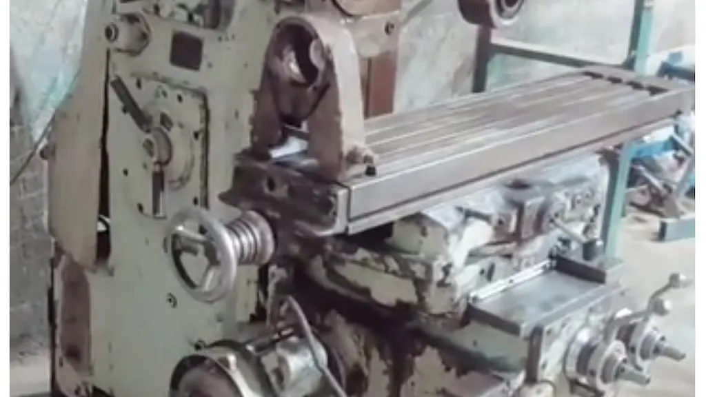 دستگاه فرز میز تخت CNC با جابجایی ۵۶۰ میلی‌متر در محور X و ۴۱۰ میلی‌متر در محور Y