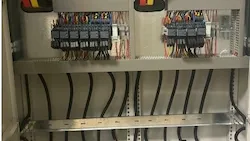 مونتاژ تابلو ستاره مثلث