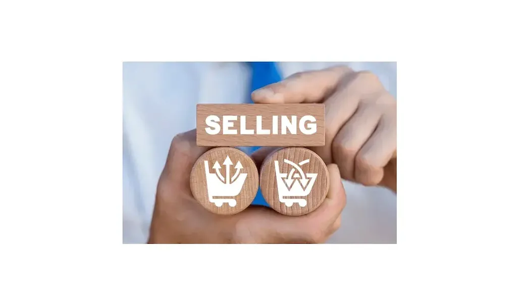 تفاوت تکنیک‌های Cross-Selling و Up-Selling در فروش صنعتی